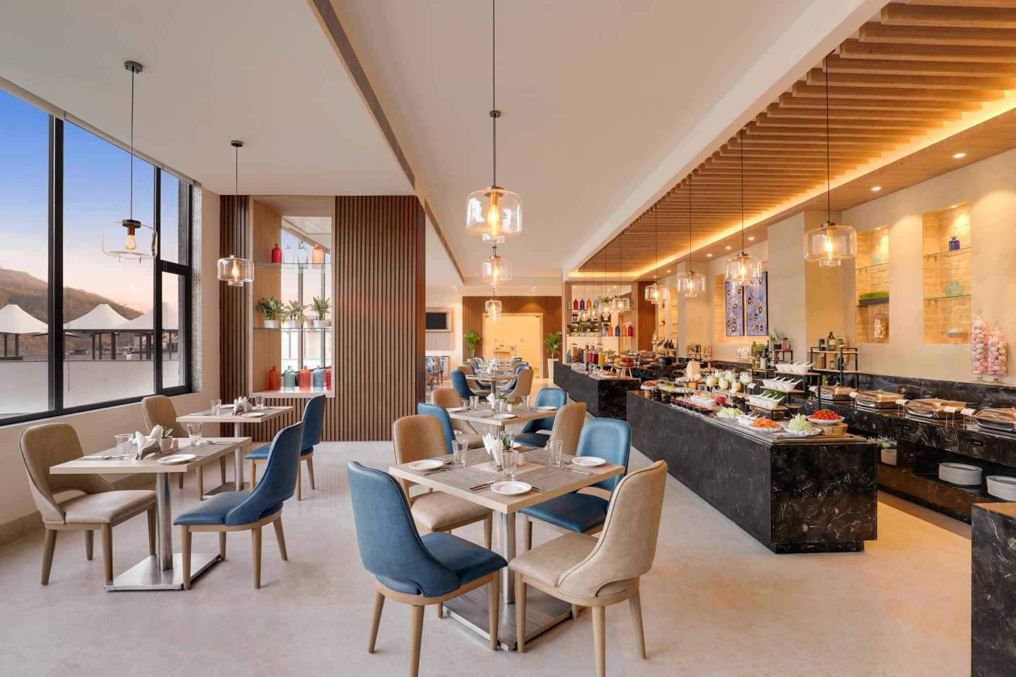 Lemon Tree Hotel, Rishīkesh Eksteriør billede